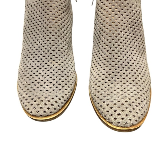 Lucky Brand Basel Perforated Suede Booties Gray 7.5M - Picture 3 of 8